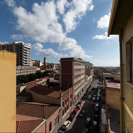 Budget Apartment Roma 70 Stazione Centrale Cagliari Exteriör bild