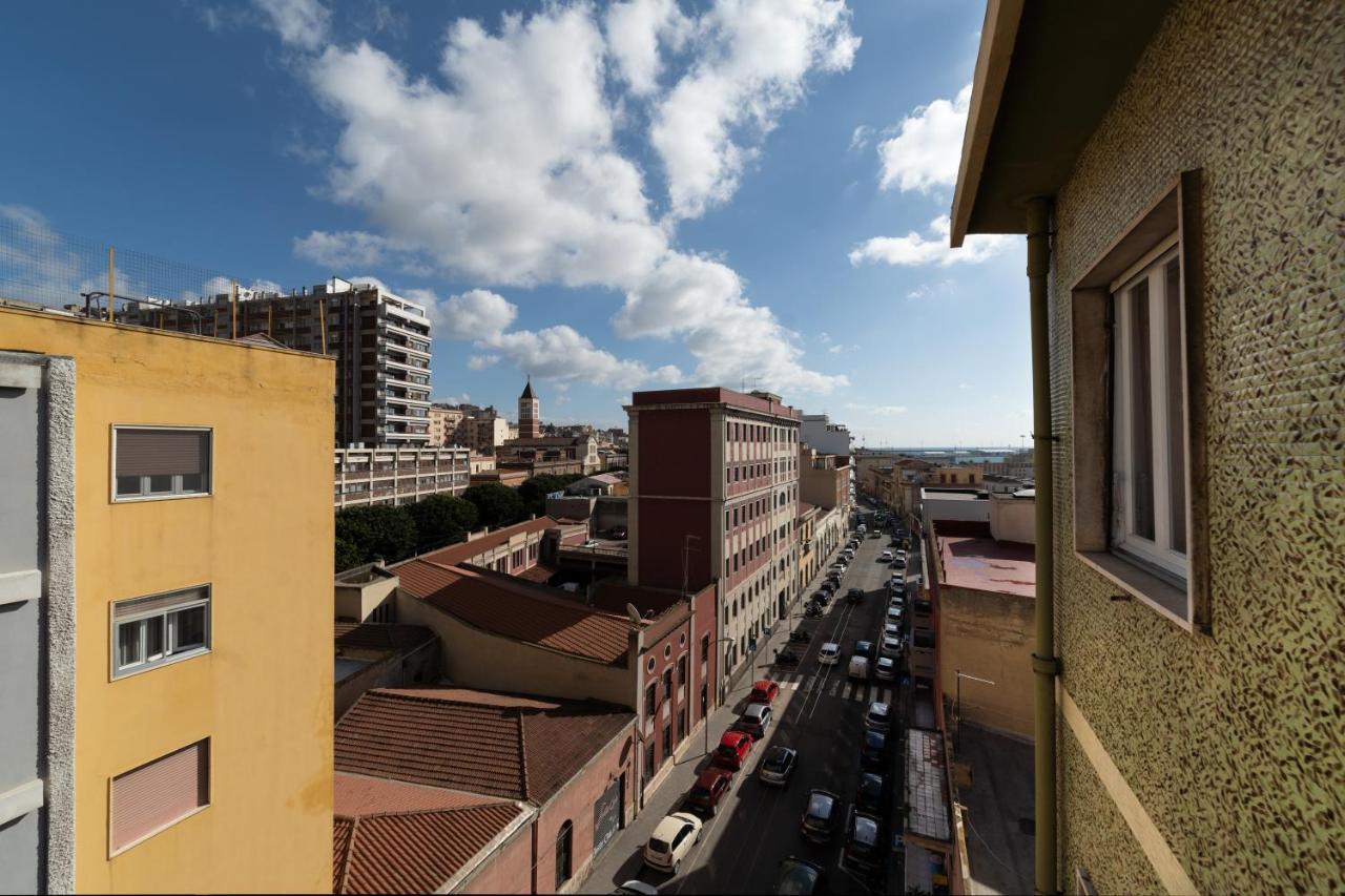 Budget Apartment Roma 70 Stazione Centrale Cagliari Exteriör bild